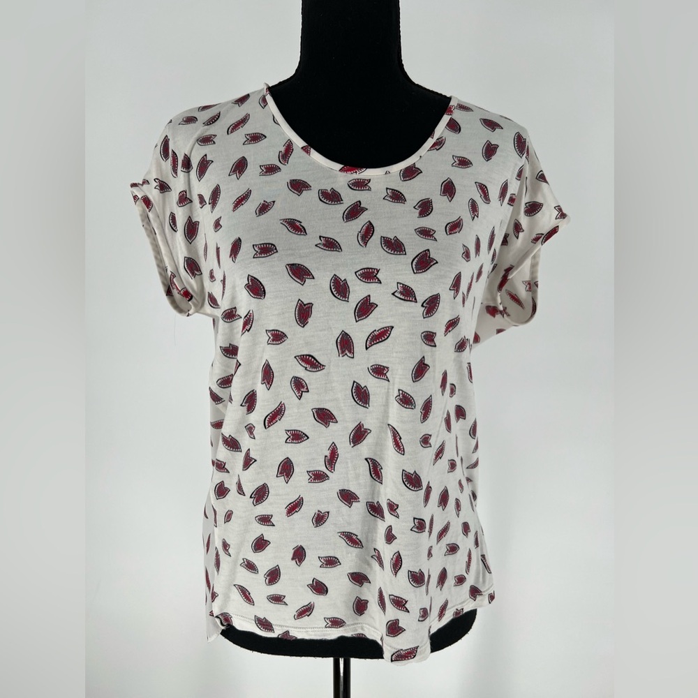LOFT PETITES SHORT SLEEVE SLIP ON BLOUSE‎  AND TIES IN BACK.